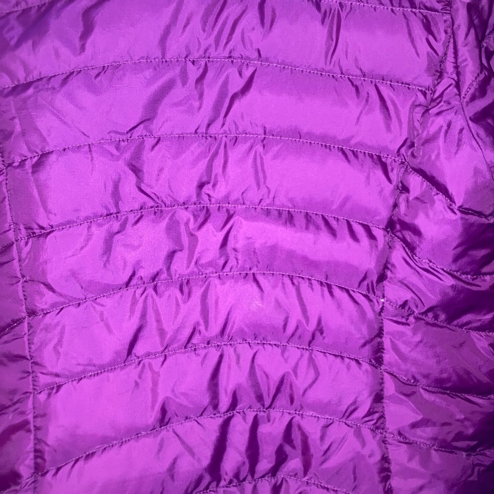 Patagonia Children’s Purple Puffer Jacket - Picture 6 of 9